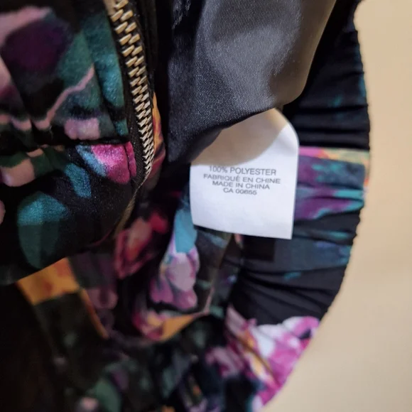 Smart Set Floral Jacket - Picture 4 of 5